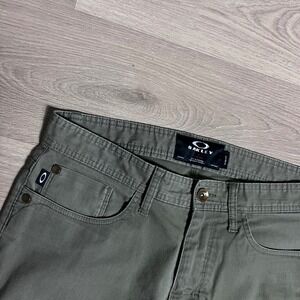 Oakley Mens Slim Fit Military Edition SS04 Pants Olive Green Size 32W 32L Casual